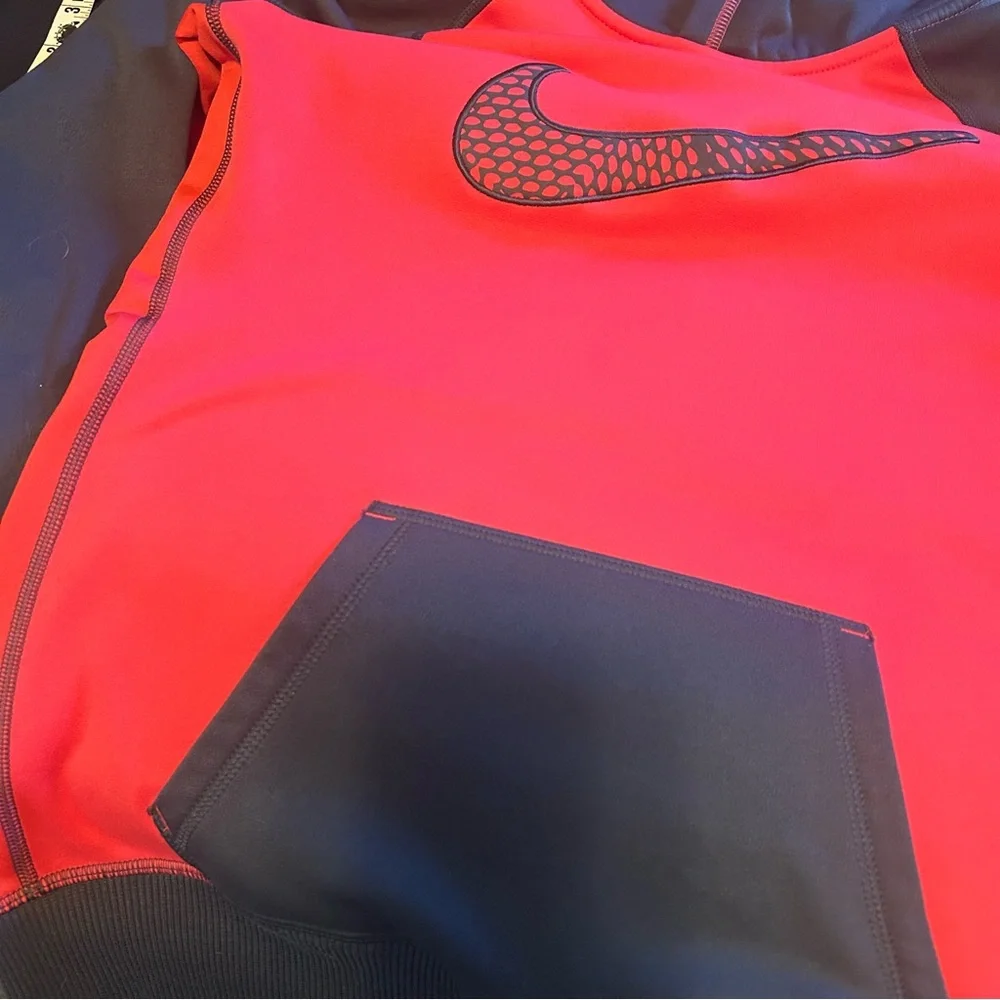 Nike stay warm